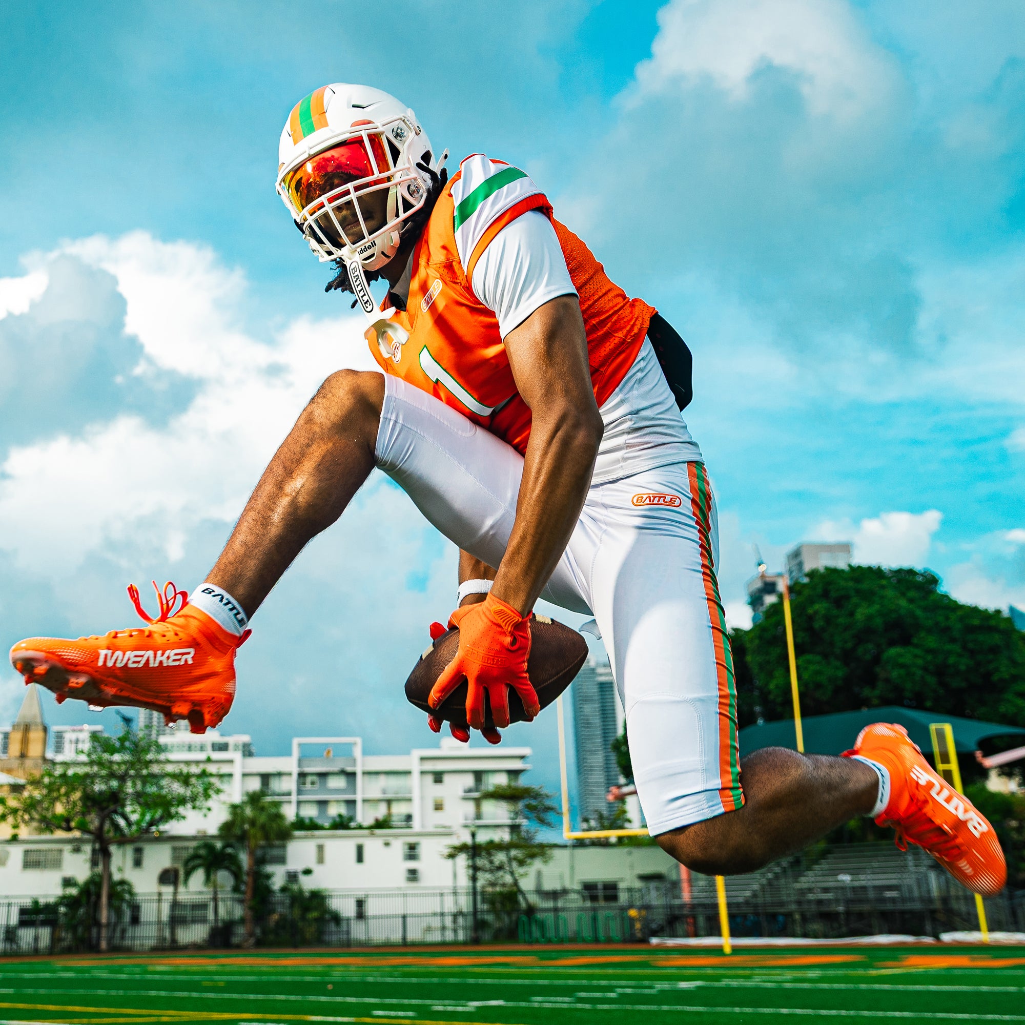 battle-sports-astrofly-bfye-1-signature-footballschuh-neon-orange image 2