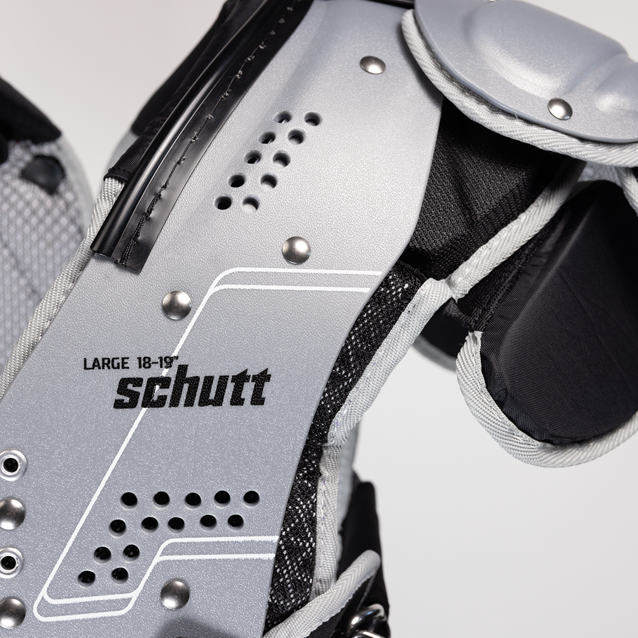 schutt-xv-all-purpose-shoulderpads-flux-allrounder-gr-e-l image 3