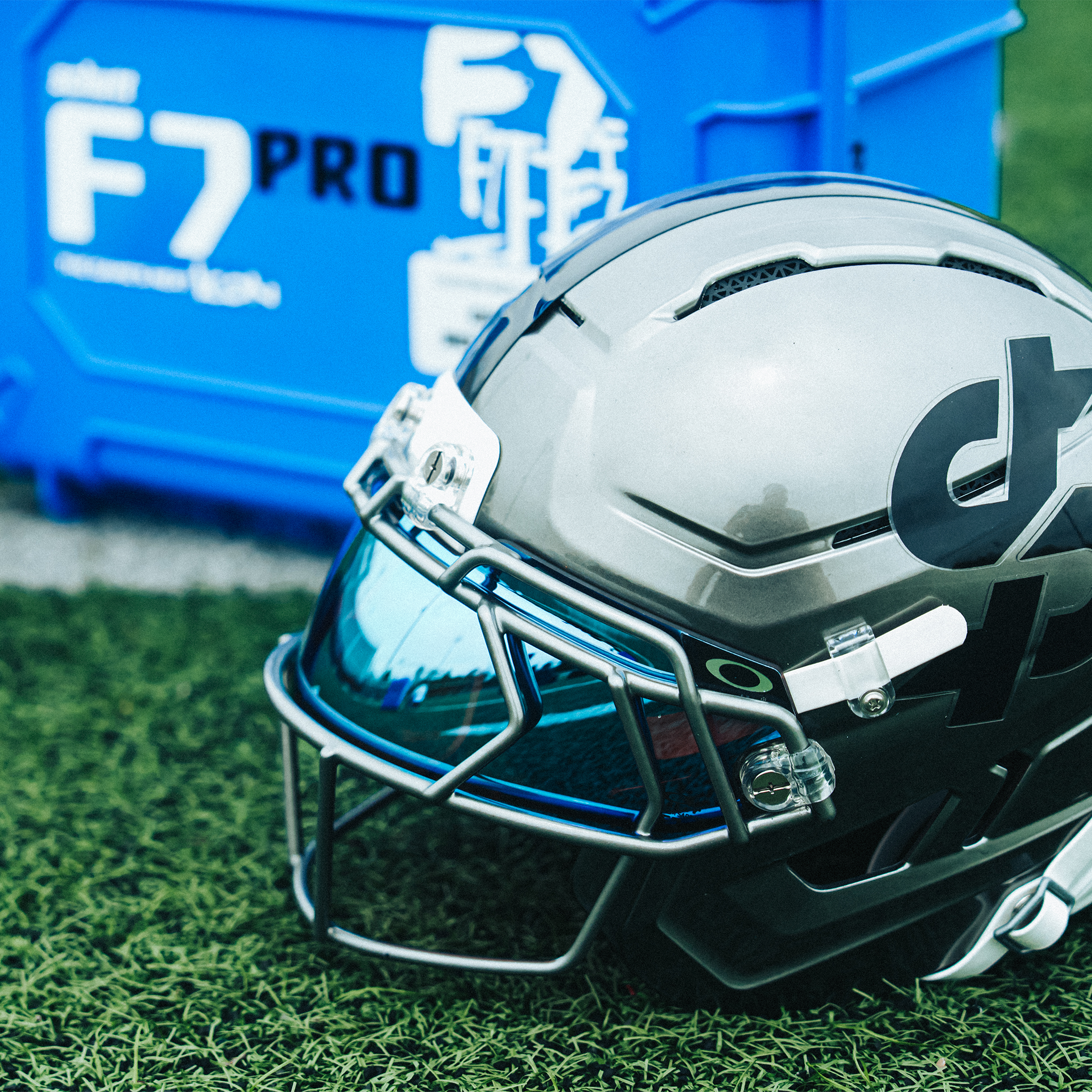 schutt-f7-pro-ultimate-kit-footballhelm-custom-set image 2